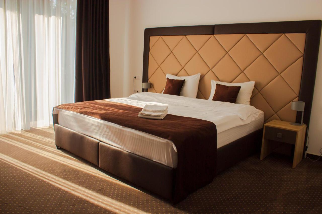 Bernardazzi Grand Hotel&SPA Chişinău Esterno foto