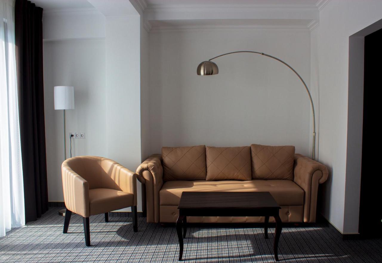 Bernardazzi Grand Hotel&SPA Chişinău Esterno foto