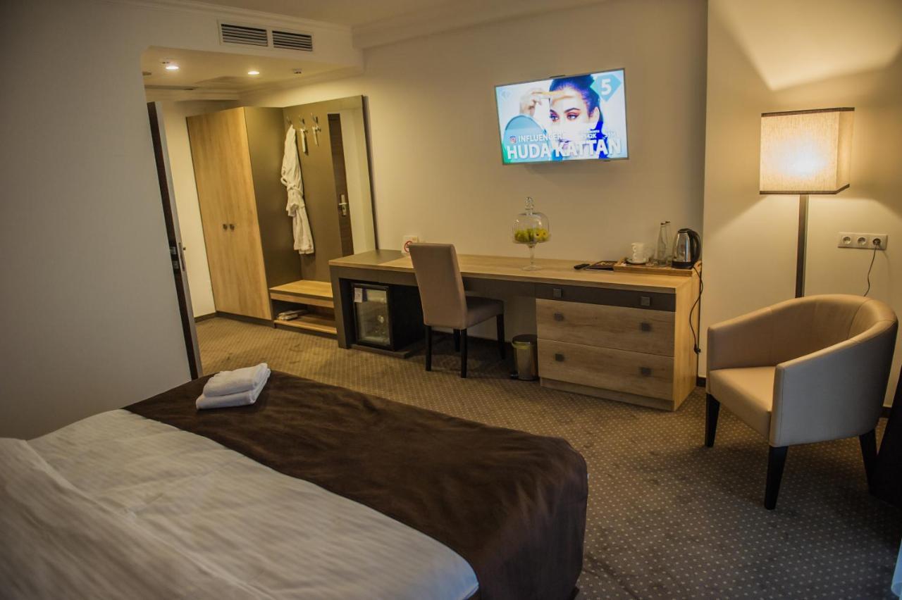 Bernardazzi Grand Hotel&SPA Chişinău Esterno foto