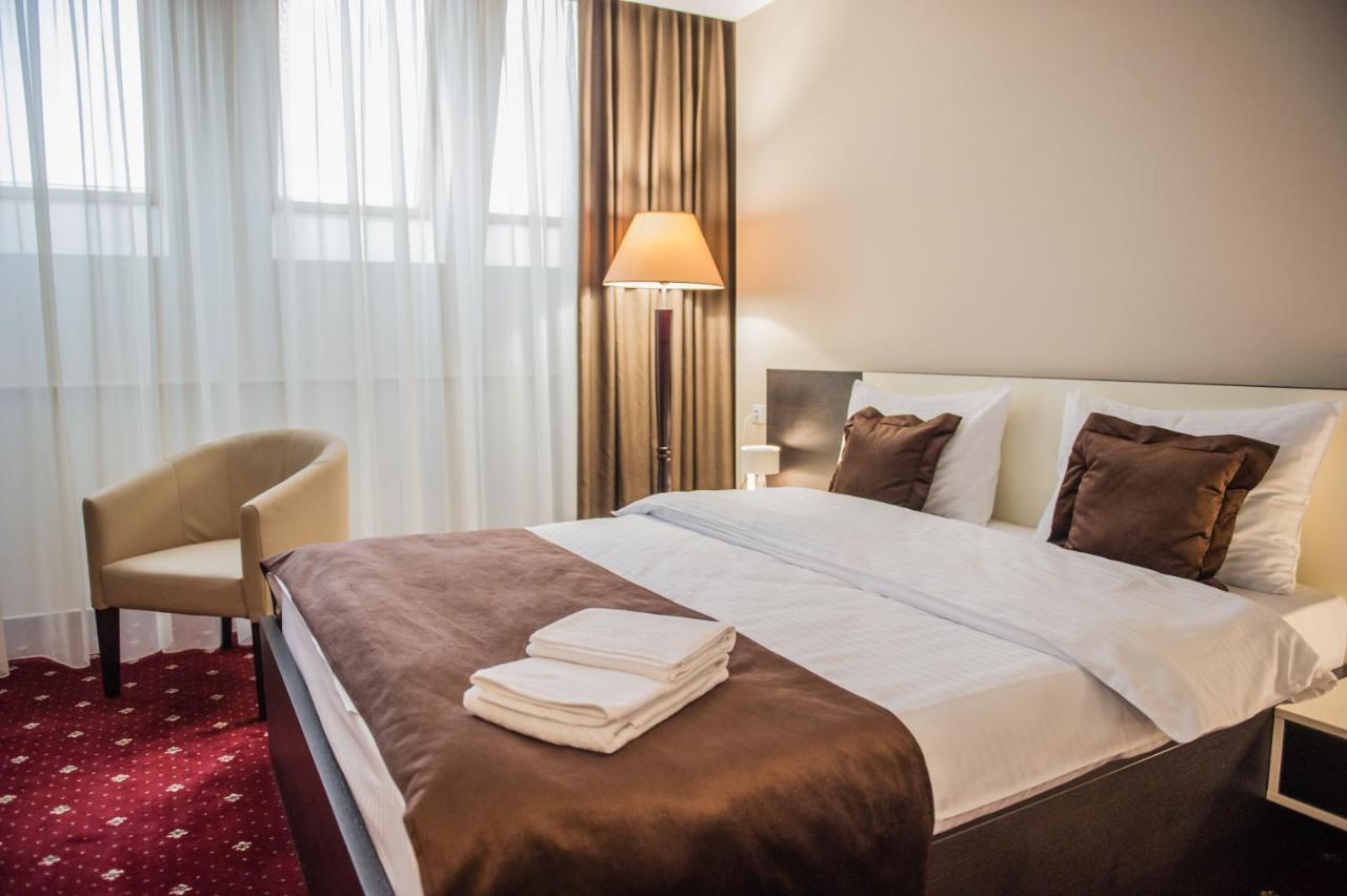 Bernardazzi Grand Hotel&SPA Chişinău Esterno foto