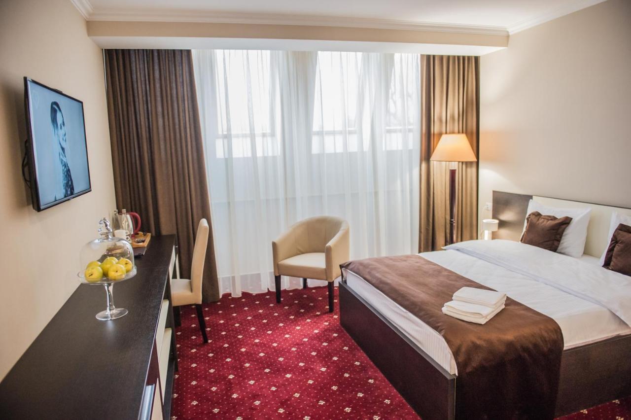 Bernardazzi Grand Hotel&SPA Chişinău Esterno foto
