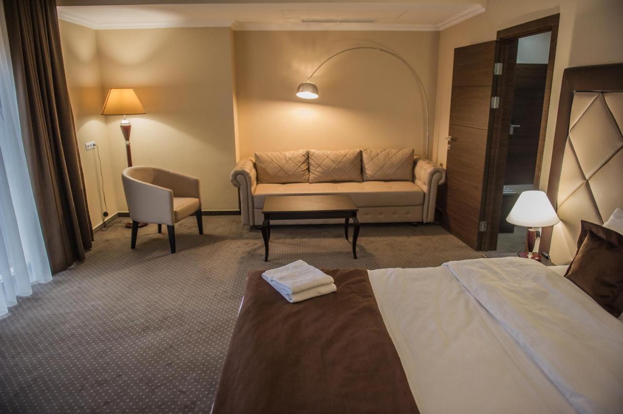 Bernardazzi Grand Hotel&SPA Chişinău Esterno foto